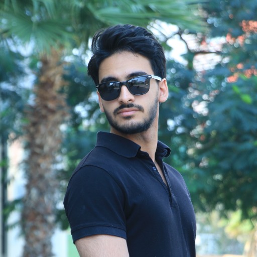 طاها زمانی نیا